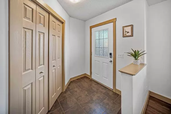 250 Copperstone GRV SE, Calgary, AB T2Z 4X7