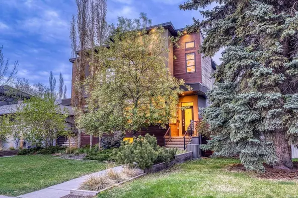 4130 16 ST SW, Calgary, AB T2T 4H6