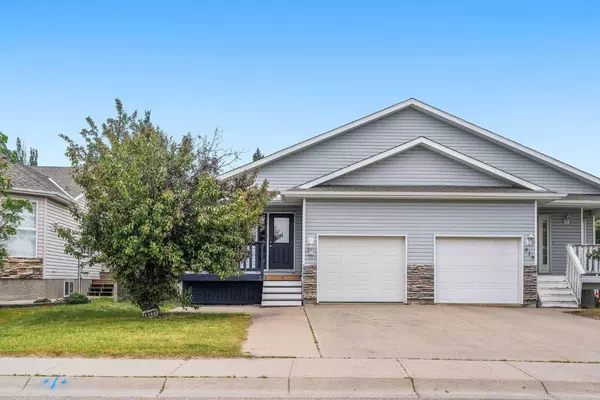 917 Westmount DR, Strathmore, AB T1P 1W8