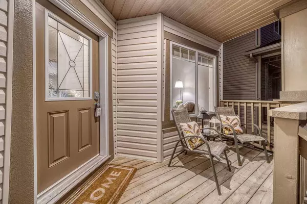 232 Chapalina TER SE, Calgary, AB T2X 3Y5