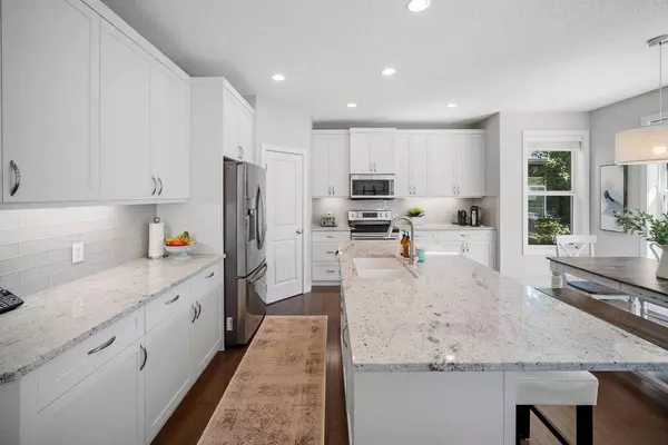 232 Chapalina TER SE, Calgary, AB T2X 3Y5