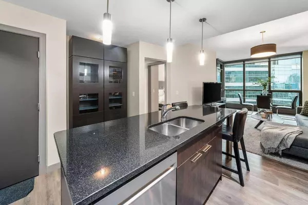 220 12 AVE SE #1503, Calgary, AB T2G 0R5