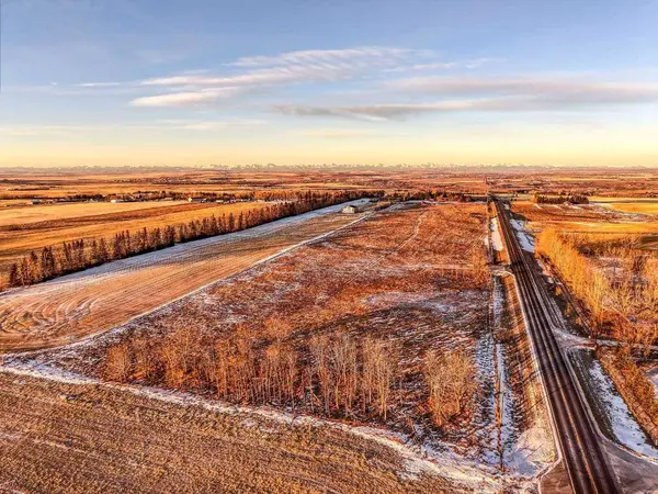 128147 370 AVE E, Rural Foothills County, AB T0L 0A0