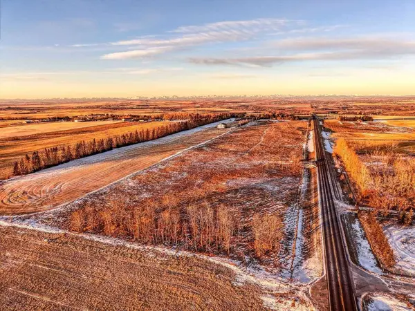 128147 370 AVE E, Rural Foothills County, AB T0L 0A0