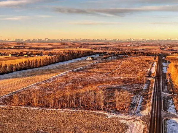 128147 370 AVE E, Rural Foothills County, AB T0L 0A0