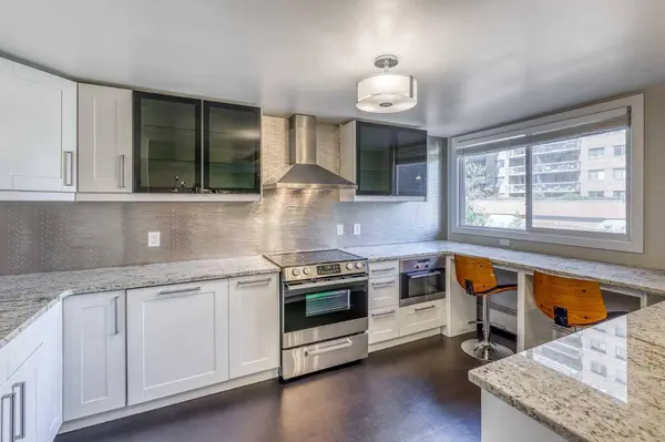 1309 14 AVE SW #302, Calgary, AB T3C 0W3