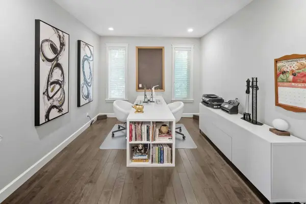 656 Quarry WAY SE, Calgary, AB T2C 5H6