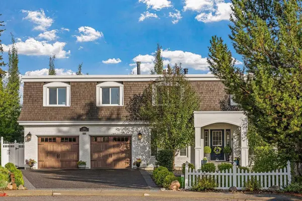 325 Thorndale PL, Strathmore, AB T1P 1C5