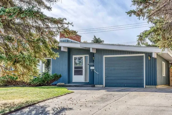 10607 Maplecreek DR SE, Calgary, AB T2J 1V2