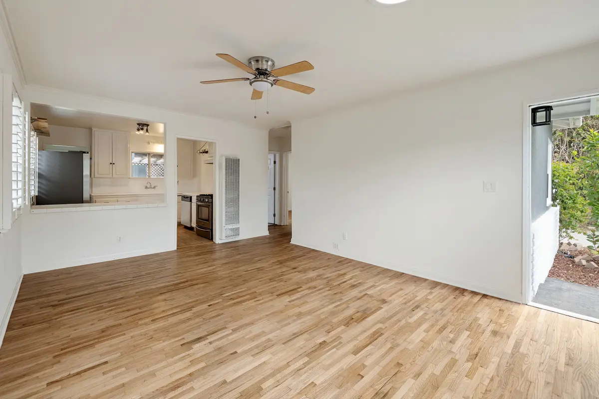 2313 Curtis Ave, Redondo Beach, CA 90278-2101