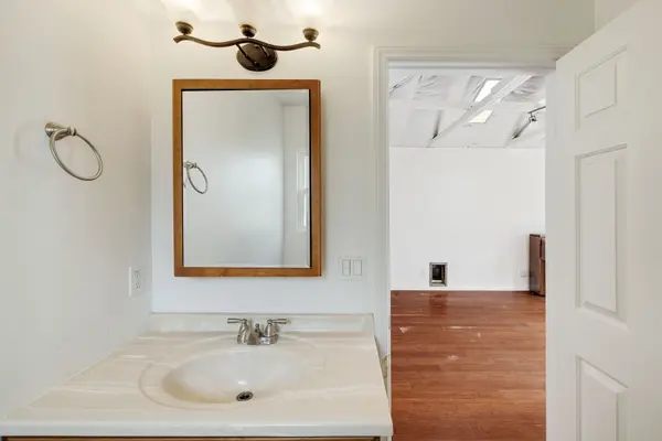 2313 Curtis Ave, Redondo Beach, CA 90278-2101