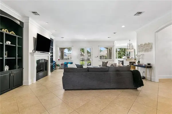 29 CYCAS, Kenner, LA 70065