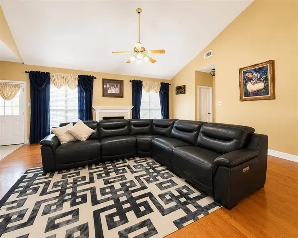 2512 CRESTRIDGE CIR, Marrero, LA 70072