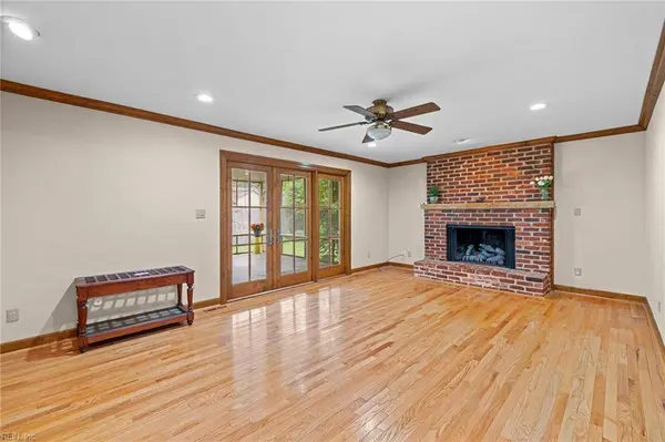 954 Kelso CT, Virginia Beach, VA 23464