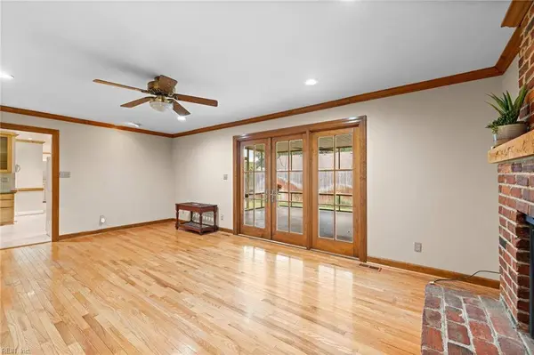 954 Kelso CT, Virginia Beach, VA 23464