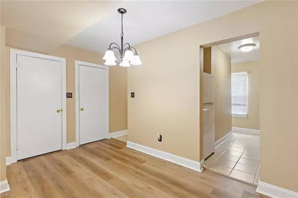 1630 Darren CIR, Portsmouth, VA 23701