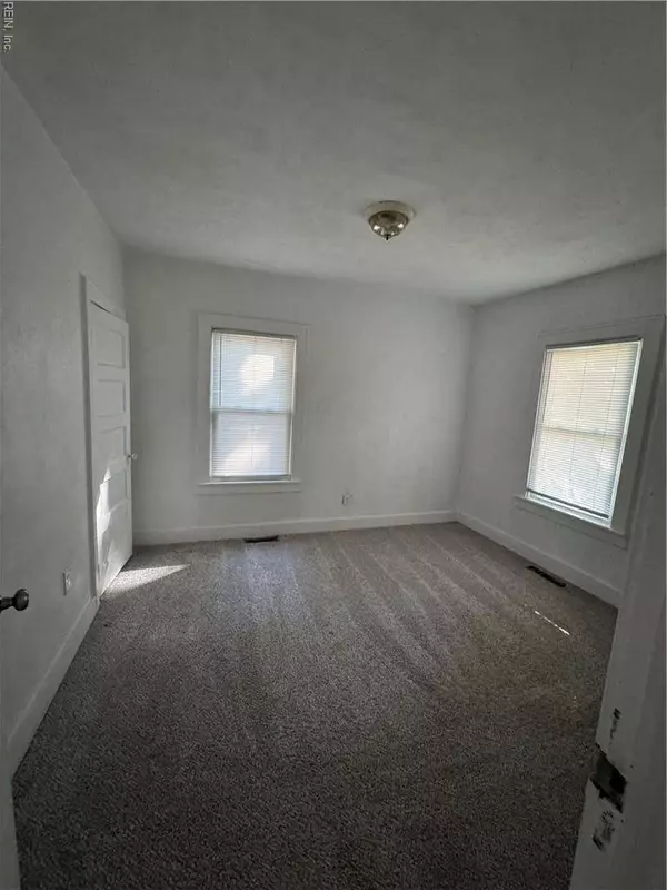 81 Nicholson ST #A, Portsmouth, VA 23702