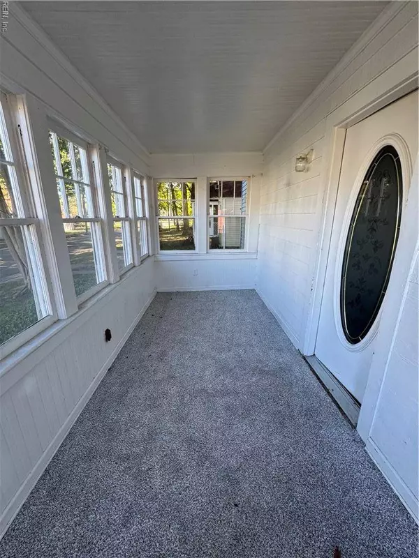 81 Nicholson ST #A, Portsmouth, VA 23702