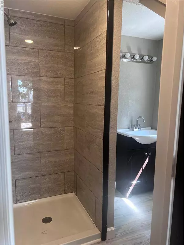 317 48th ST #3, Newport News, VA 23607