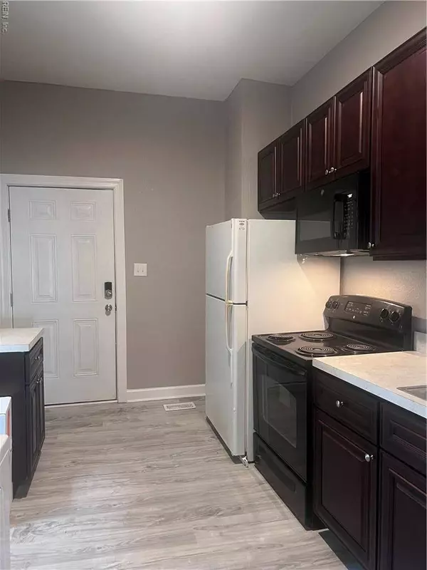 317 48th ST #3, Newport News, VA 23607