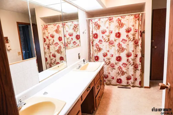 402 Livingston Street, Filley, NE 68357