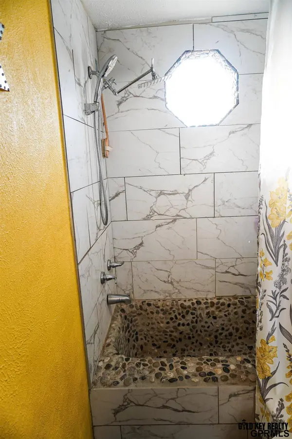 235 Monroe ST, Bennet, NE 68317