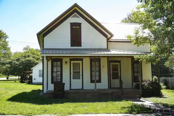 488 N 4th ST, Tecumseh, NE 68450