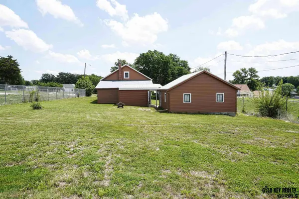 857 Longbranch ST, Humboldt, NE 68376