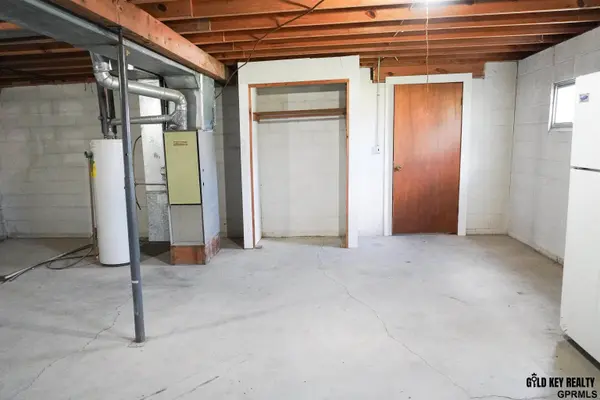 62208 705 RD, Pawnee City, NE 68420