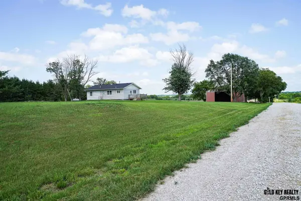 62208 705 RD, Pawnee City, NE 68420