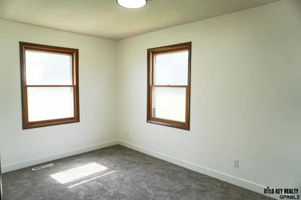 62208 705 RD, Pawnee City, NE 68420