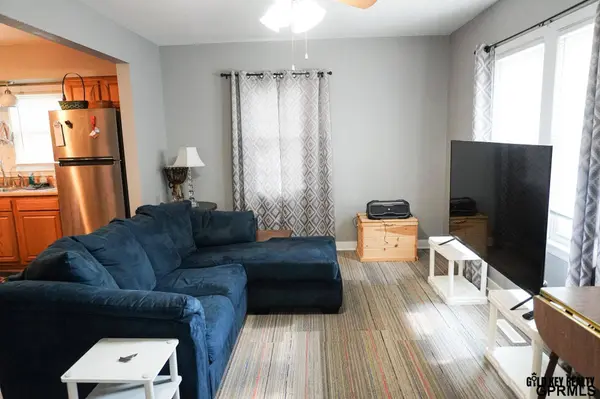 372 6th ST, Burr, NE 68324
