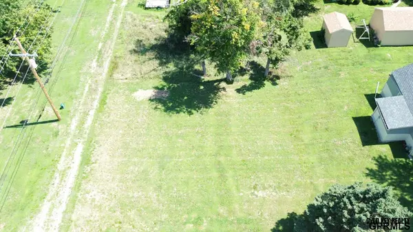 915 M ST, Auburn, NE 68305