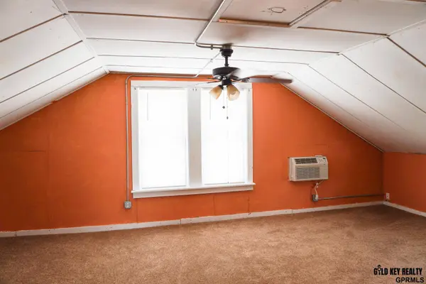 857 Longbranch ST, Humboldt, NE 68376