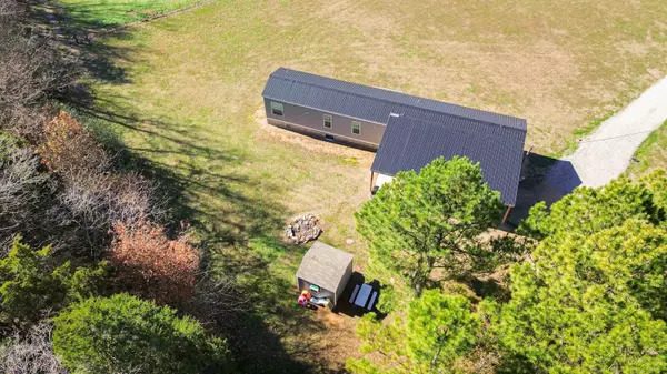 7890 HIGHWAY 18 HWY, Hickory Valley, TN 38042-5202