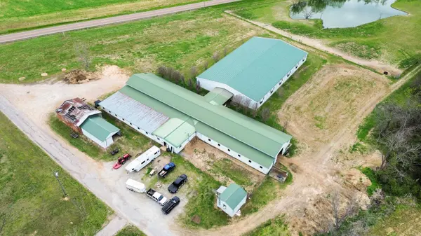 7650 HIGHWAY 18 HWY, Hickory Valley, TN 38042-5202