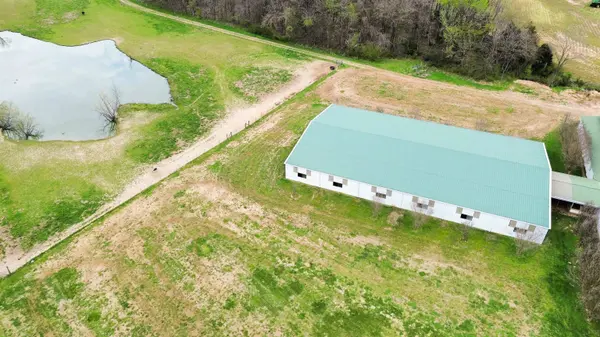 7650 HIGHWAY 18 HWY, Hickory Valley, TN 38042-5202