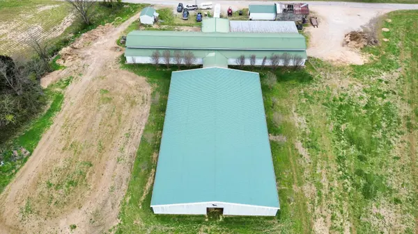 7650 HIGHWAY 18 HWY, Hickory Valley, TN 38042-5202