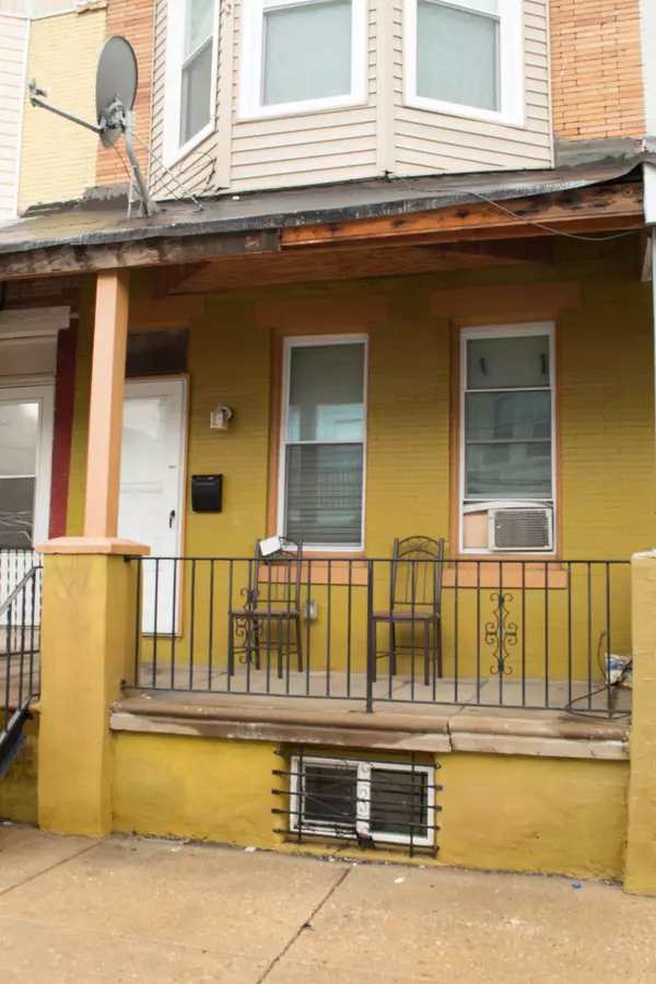 5513 Linmore Ave, Philadelphia, PA 19143-5706