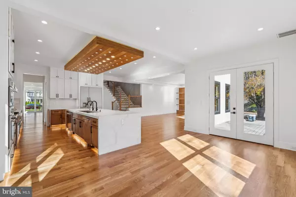 7209 SIPES LN, Annandale, VA 22003