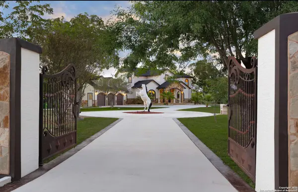 16351 COUNTY ROAD 281, San Antonio, TX 78253-6855