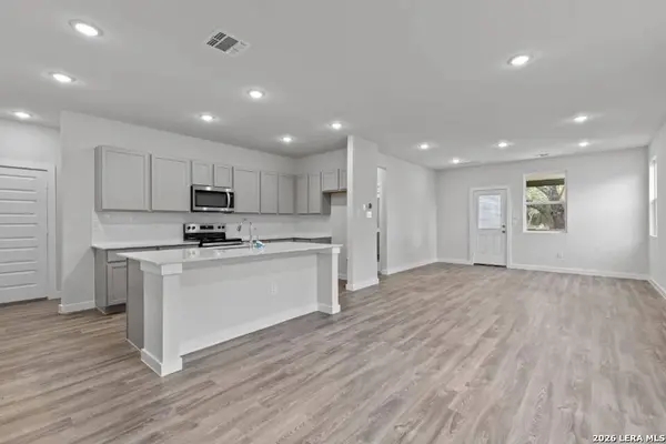15424 Lonehollow Lake, San Antonio, TX 78253
