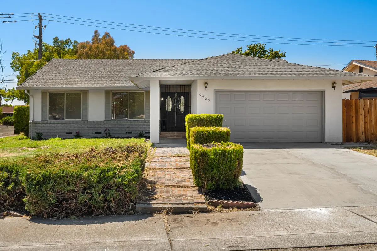 6703 Kermit Ln, Stockton, CA 95207-2902