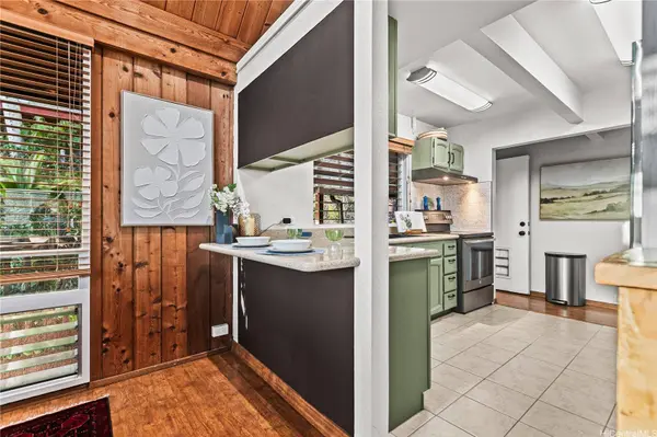 2771 Pacific Heights RD, Honolulu, HI 96813