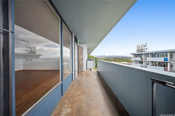 94-249 Waikele RD #A304, Waipahu, HI 96797