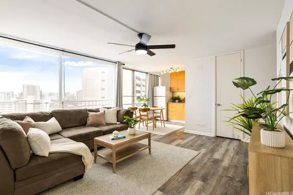 1702 Kewalo ST #801, Honolulu, HI 96822