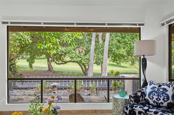 7832 Makaaoa PL, Honolulu, HI 96825