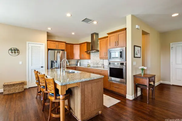 91-1478 Kaikohola ST #D10, Ewa Beach, HI 96706