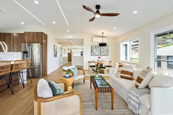 2234 St Louis DR, Honolulu, HI 96816