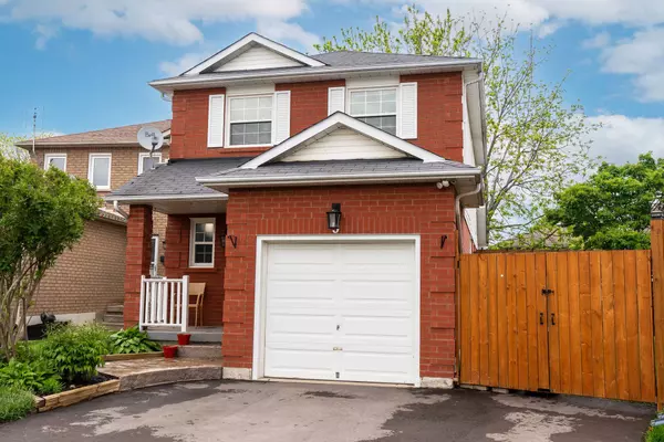 9 Barker Ct, Clarington, ON L1C 4M1